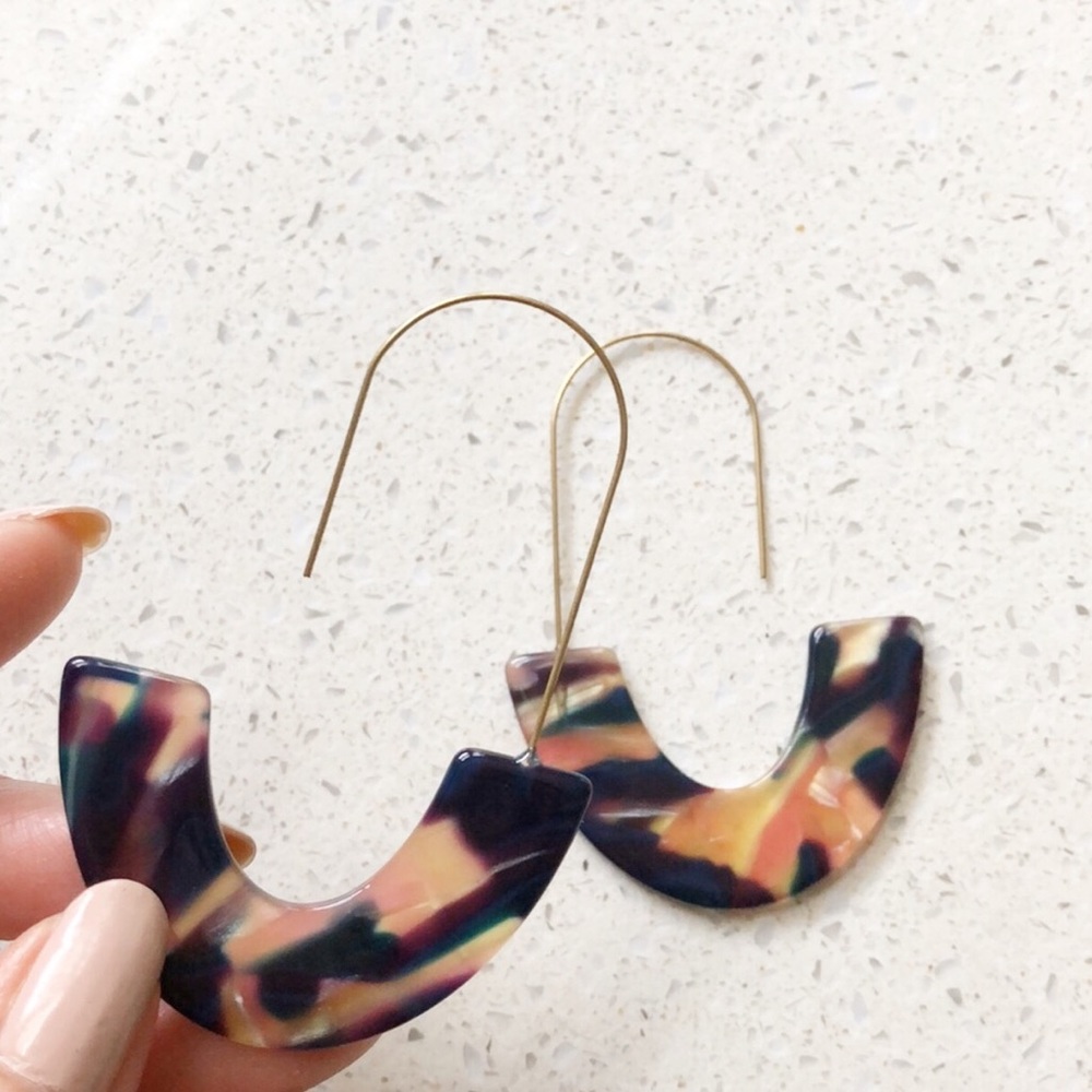 J Shape Acrylic + Metal Statement Earrings 2 PAIR - Picture 5 of 8